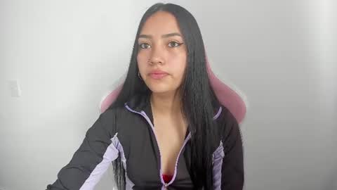 karely_sweet_ online show from June 2026 02:28:01 PM