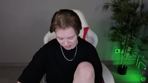 Snapshot of karen_lxve chatting on March 2026 09:27:01 AM Karen online show from March 2026 09:27:01 AM