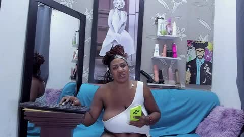 Karen online show from May 2026 01:13:01 AM