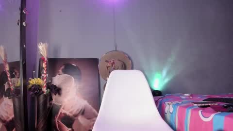 Karen online show from February 2025 05:05:01 AM
