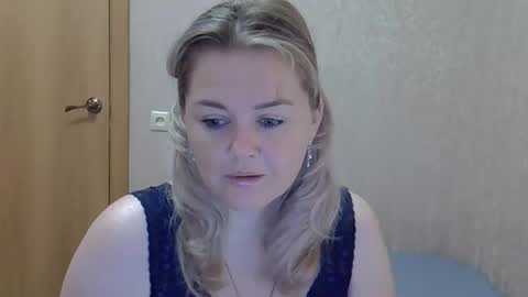 karennelsonx online show from October 2025 01:20:02 PM