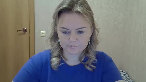 karennelsonx online show from November 2025 11:10:01 AM