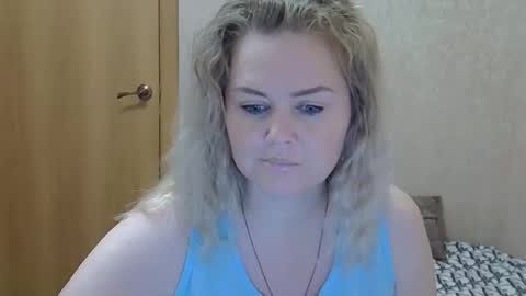 karennelsonx online show from November 2025 08:18:02 PM