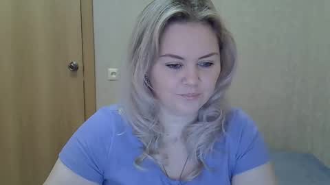 karennelsonx online show from March 2026 10:29:02 AM