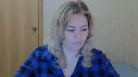 karennelsonx online show from May 2026 08:44:01 AM
