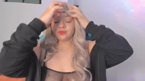 kariina_wong online show from May 2026 03:23:01 AM