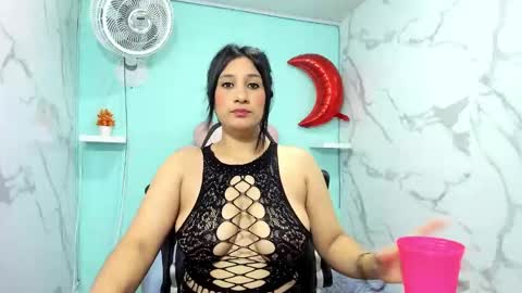 Snapshot of karime_sexygirl chatting on September 2025 11:04:02 AM Karime online show from September 2025 11:04:02 AM