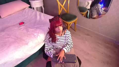 Snapshot of karin_ks chatting on January 2025 06:13:02 AM Karina online show from January 2025 06:13:02 AM