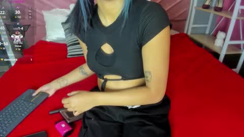 Snapshot of karin_ks chatting on November 2025 07:37:01 PM Karina online show from November 2025 07:37:01 PM