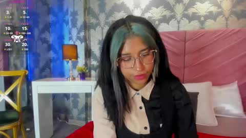 Snapshot of karin_ks chatting on November 2025 07:36:03 PM Karina online show from November 2025 07:36:03 PM