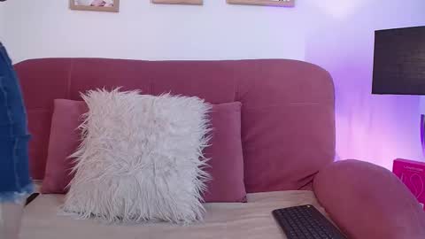 Snapshot of karina2smith chatting on October 2025 04:47:01 PM karina online show from October 2025 04:47:01 PM