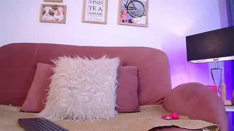 Snapshot of karina2smith chatting on December 2025 06:56:02 PM karina online show from December 2025 06:56:02 PM