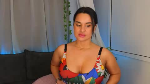 Snapshot of karina_blackberry chatting on December 2025 01:32:02 AM your naughty Karina online show from December 2025 01:32:02 AM