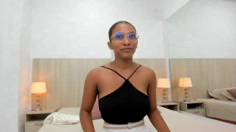 Karina Calderon online show from April 2026 11:21:02 AM