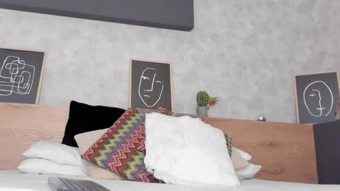 Kari online show from April 2026 11:22:02 AM