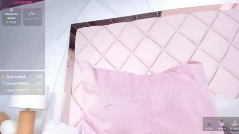 Karina online show from November 2025 01:59:02 AM