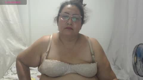 Karina online show from April 2026 03:45:01 AM