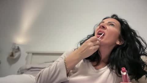 Snapshot of karinablair chatting on January 2025 06:34:02 PM Karina online show from January 2025 06:34:02 PM