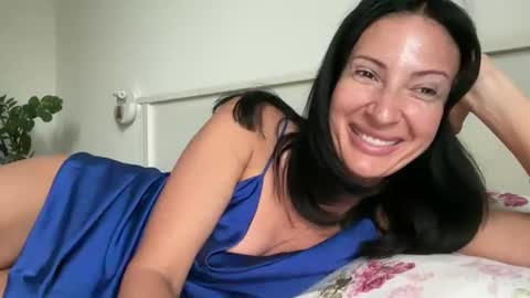 Snapshot of karinablair chatting on September 2025 02:43:02 PM Karina online show from September 2025 02:43:02 PM