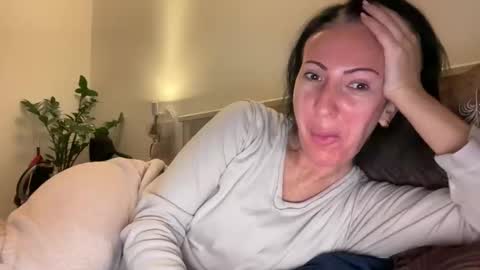 Karina online show from April 2026 08:54:02 PM