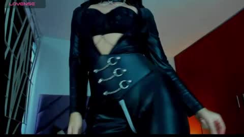 Snapshot of karinna__raven chatting on May 2026 10:03:01 PM KARINNA RAVEN online show from May 2026 10:03:01 PM