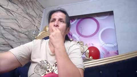 Karito online show from December 2025 11:19:01 AM