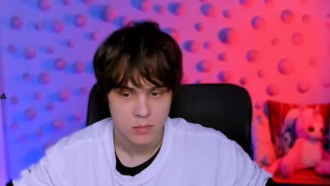 Karl online show from December 2025 09:51:01 AM