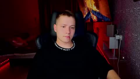 Snapshot of karl_night_ chatting on June 2026 07:40:01 PM karl night online show from June 2026 07:40:01 PM