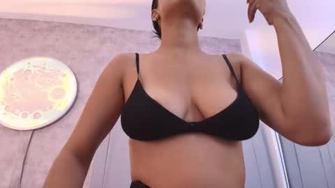 Karla online show from February 2026 07:45:01 PM