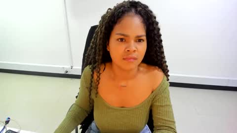 Snapshot of karla_cg chatting on February 2025 01:26:01 AM karla_cg online show from February 2025 01:26:01 AM