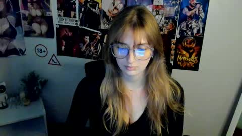 Karla online show from October 2025 12:37:02 PM