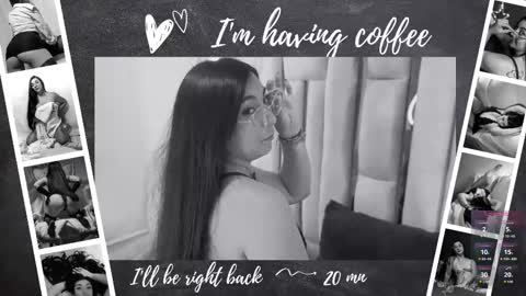 Karla  online show from November 2025 10:31:01 AM