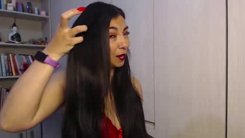 Karla  online show from February 2026 10:43:01 AM