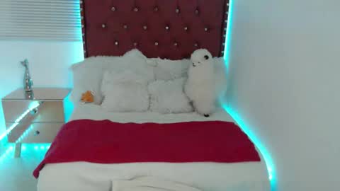Snapshot of karlaa_bigxxx chatting on May 2026 10:59:02 PM KARLA ARANGO online show from May 2026 10:59:02 PM