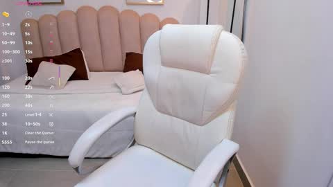 Snapshot of karliie_kloss_ chatting on November 2025 03:34:01 AM karliie kloss online show from November 2025 03:34:01 AM