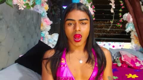 Snapshot of karly_coffe chatting on December 2025 09:37:02 AM KARLY. online show from December 2025 09:37:02 AM