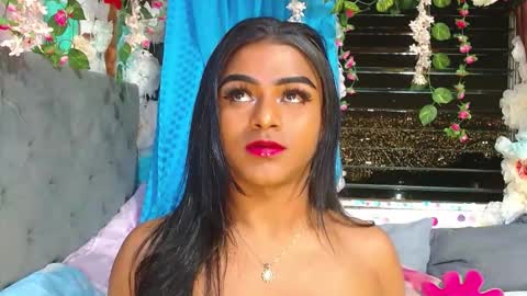 Snapshot of karly_coffe chatting on February 2026 02:37:01 AM KARLY. online show from February 2026 02:37:01 AM