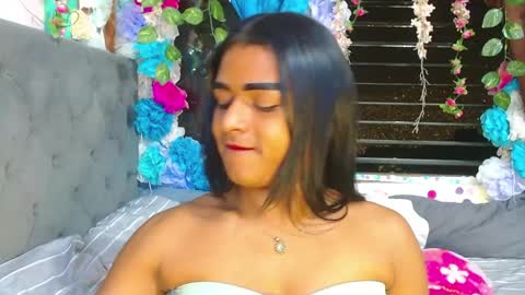 Snapshot of karly_coffe chatting on March 2026 05:07:01 AM KARLY. online show from March 2026 05:07:01 AM