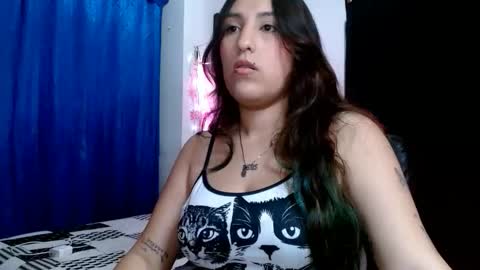 Snapshot of karly_lovex_ chatting on April 2026 02:36:01 AM karly_lovex_ online show from April 2026 02:36:01 AM