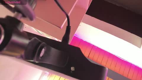 Snapshot of karly_moonn chatting on November 2025 09:03:02 PM Karly Moonns online show from November 2025 09:03:02 PM