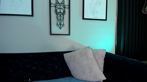 Snapshot of karo_linee chatting on January 2025 04:12:02 PM karo_linee online show from January 2025 04:12:02 PM