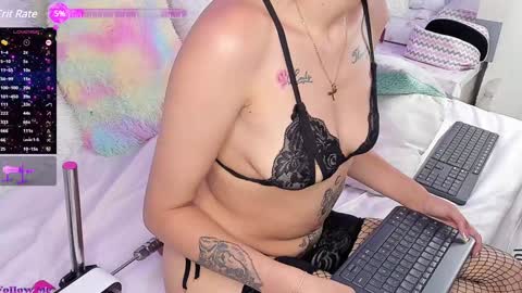 Karol online show from January 2025 06:01:02 PM