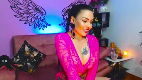 Snapshot of karol_kennedy chatting on January 2025 06:02:02 AM Karol Kenedy online show from January 2025 06:02:02 AM