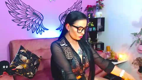 Snapshot of karol_kennedy chatting on January 2025 05:15:02 AM Karol Kenedy online show from January 2025 05:15:02 AM