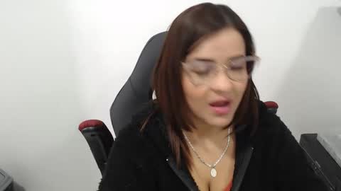 Snapshot of karol_loveet chatting on February 2026 05:18:01 PM karol loveet online show from February 2026 05:18:01 PM