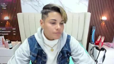 Karol and Luna online show from February 2025 08:19:02 AM