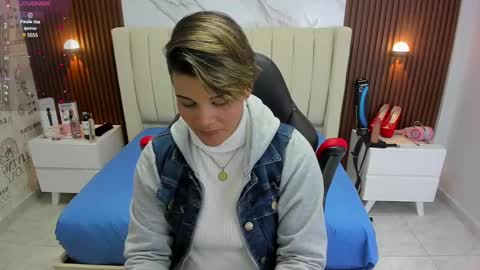 Karol and Luna online show from March 2025 10:47:01 PM