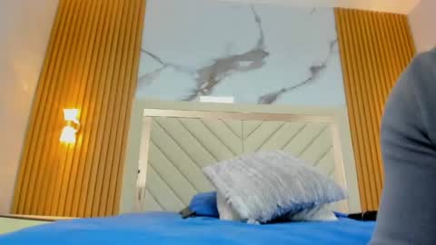 Karol and Luna online show from April 2026 07:41:01 PM