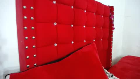 ARIANNA  online show from February 2025 12:11:01 AM