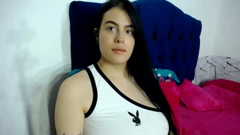 Snapshot of karolay_su chatting on July 2026 09:07:01 AM ARIANNA online show from July 2026 09:07:01 AM